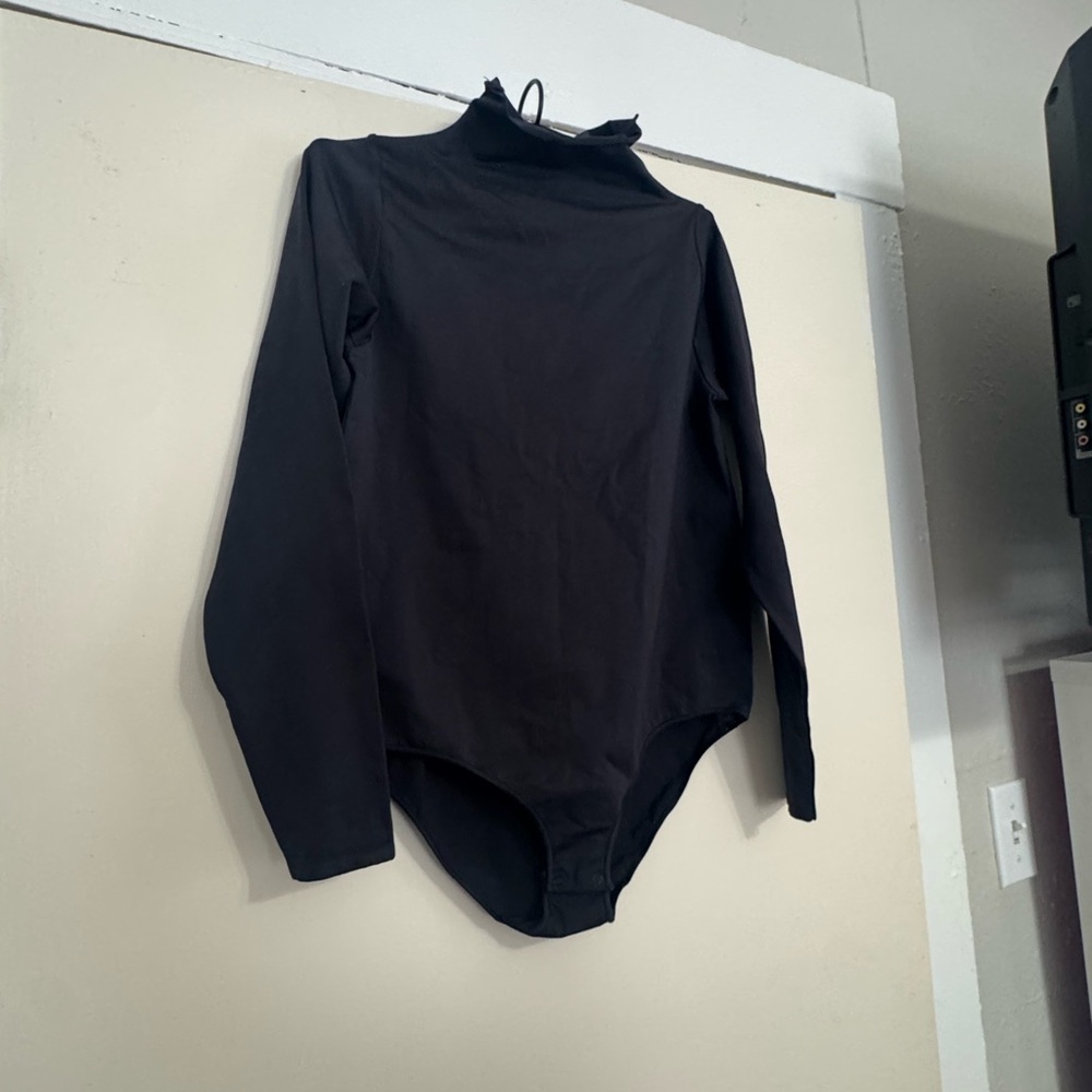 SKIMS Black Mock Neck Long Sleeve Bodysuit - Picture 6 of 8